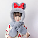 Thick children's scarves and hats featuring a cute design with a gray color and polka dot bow for kids.